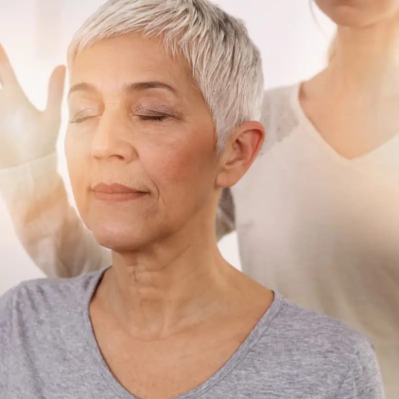 Woman receiving Reiki and Energy Healing Session Ottawa